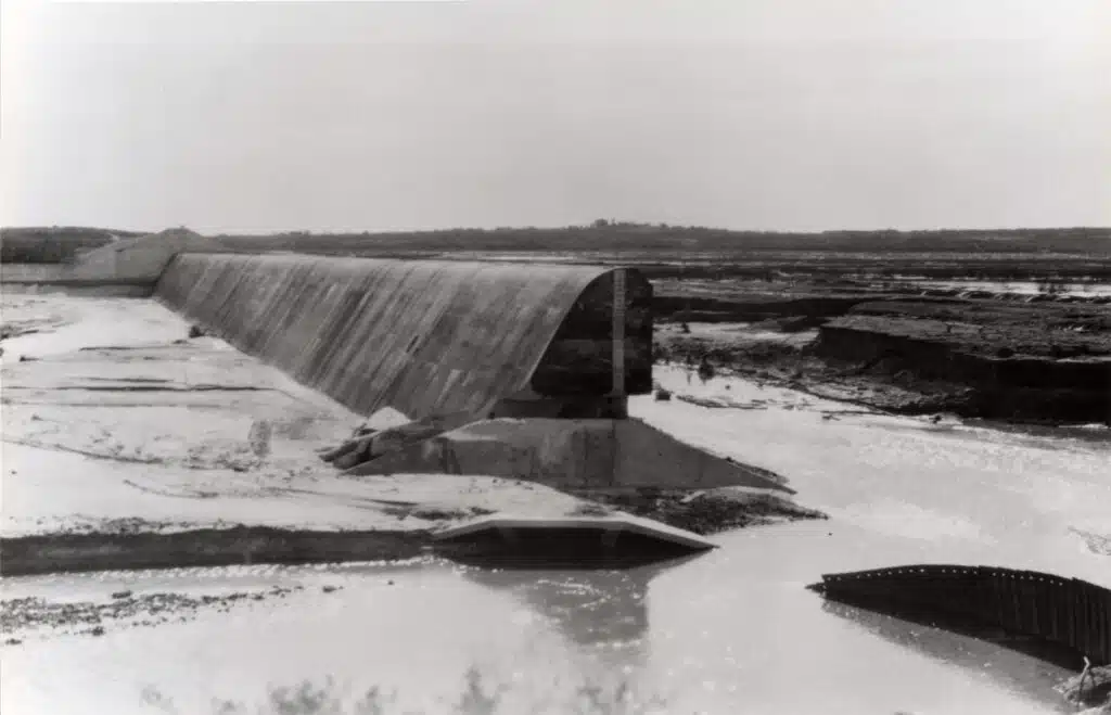 Corpus Dam Picture